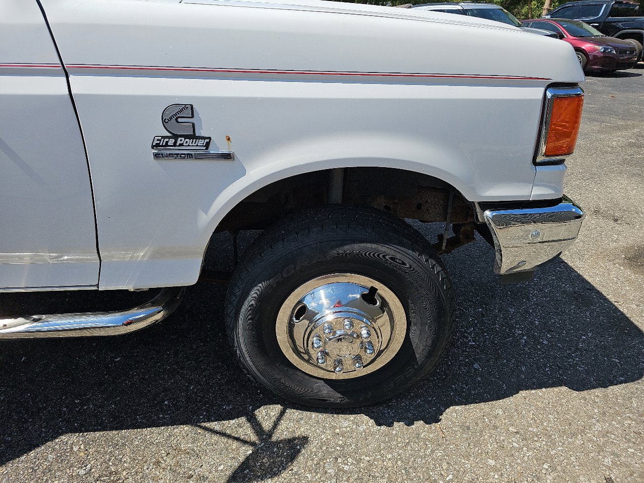 Used 1989 Ford F450 2WD Regular Cab Super Duty image 16