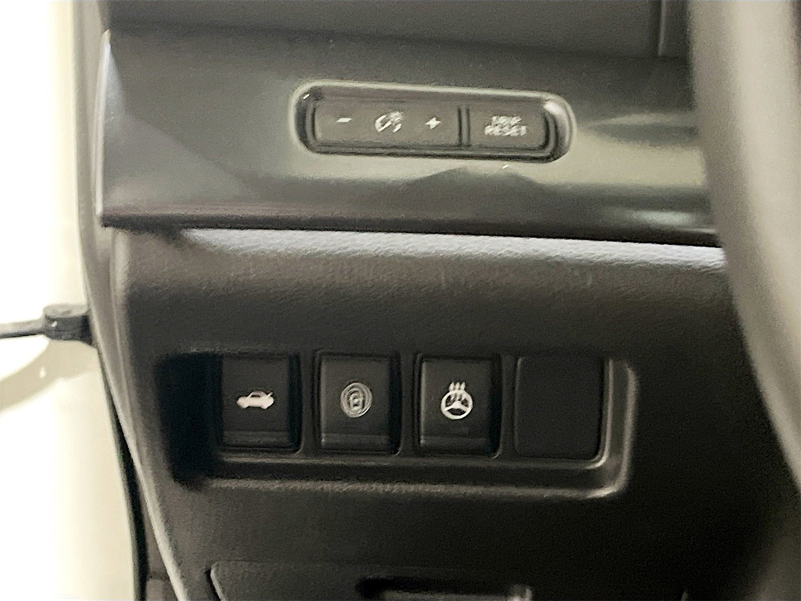 Used 2023 Nissan Maxima SR w/ Sport Mat Group image 10