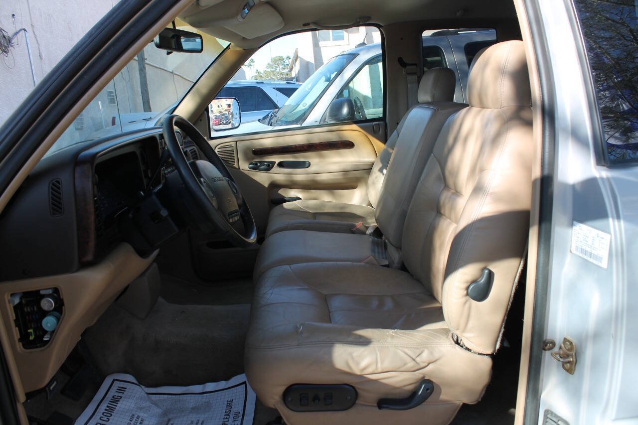 Used 1997 Dodge Ram 2500 Truck 2WD Club Cab image 13