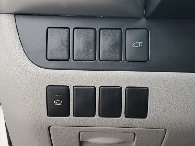 Used 2016 Toyota Highlander Plus FWD image 21