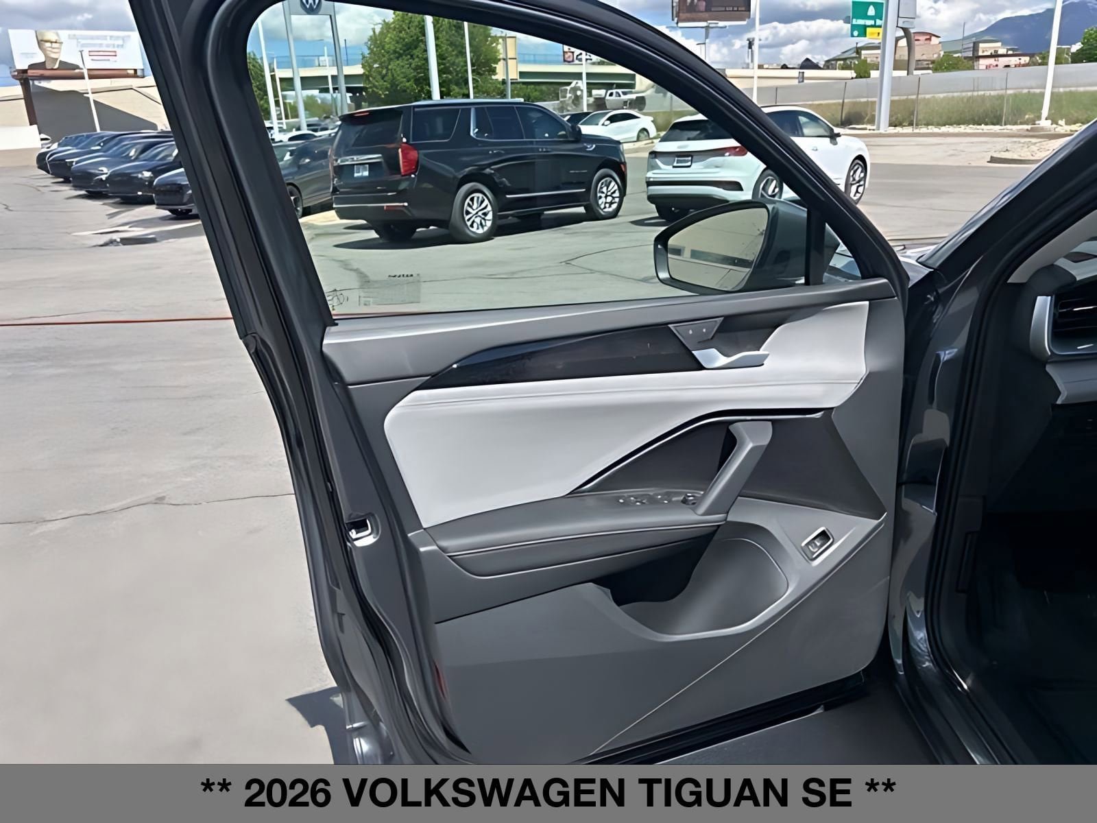 New 2026 Volkswagen Tiguan SE AWD/4WD image 22