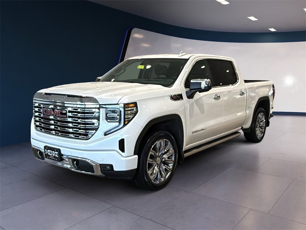 Used 2022 GMC Sierra 1500 Denali w/ Denali Reserve Package image 3