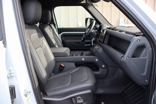 Used 2023 Land Rover Defender 130 X-Dynamic SE AWD/4WD image 56