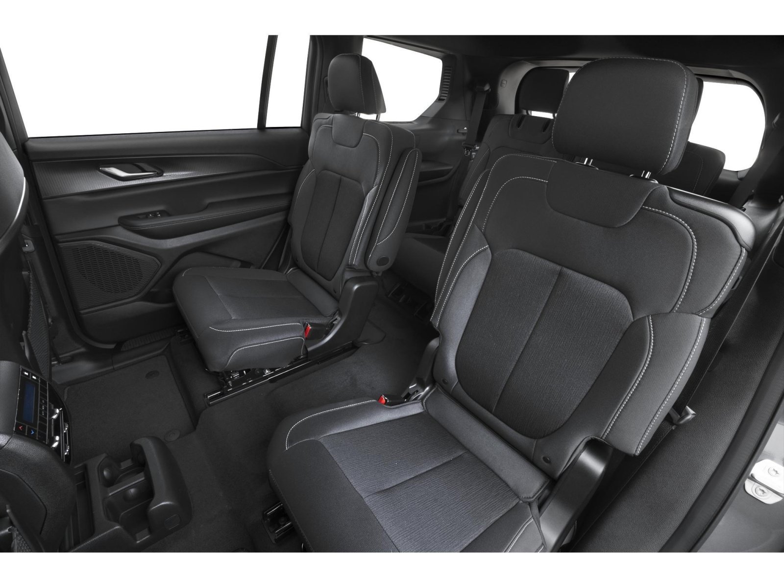 New 2026 Jeep Grand Cherokee L Limited w/ Limited Altitude Package AWD/4WD image 8