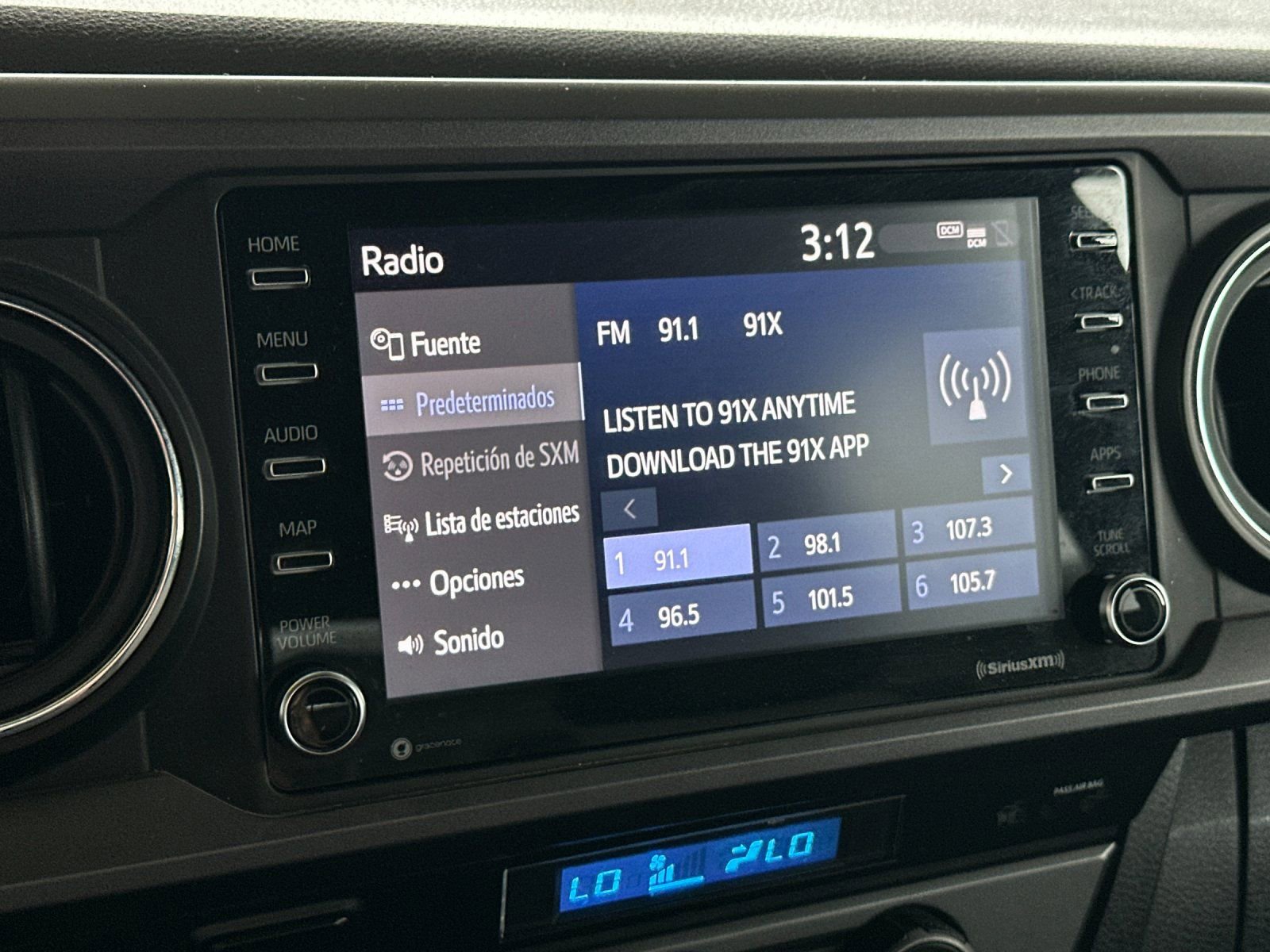 Used 2023 Toyota Tacoma TRD Off-Road AWD/4WD image 15