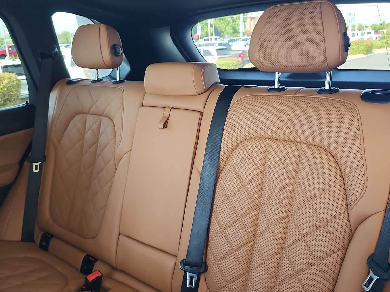 Used 2024 BMW X5 xDrive40i w/ M Sport Package AWD/4WD image 21