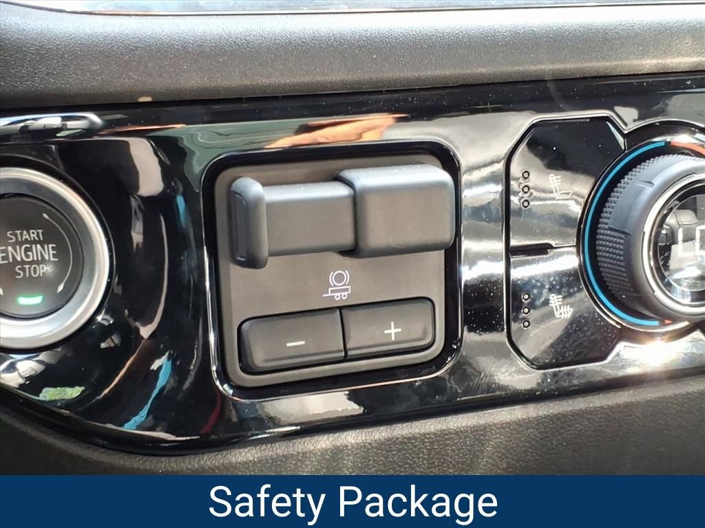 Certified 2024 Chevrolet Silverado 1500 RST w/ Convenience Package II AWD/4WD image 6