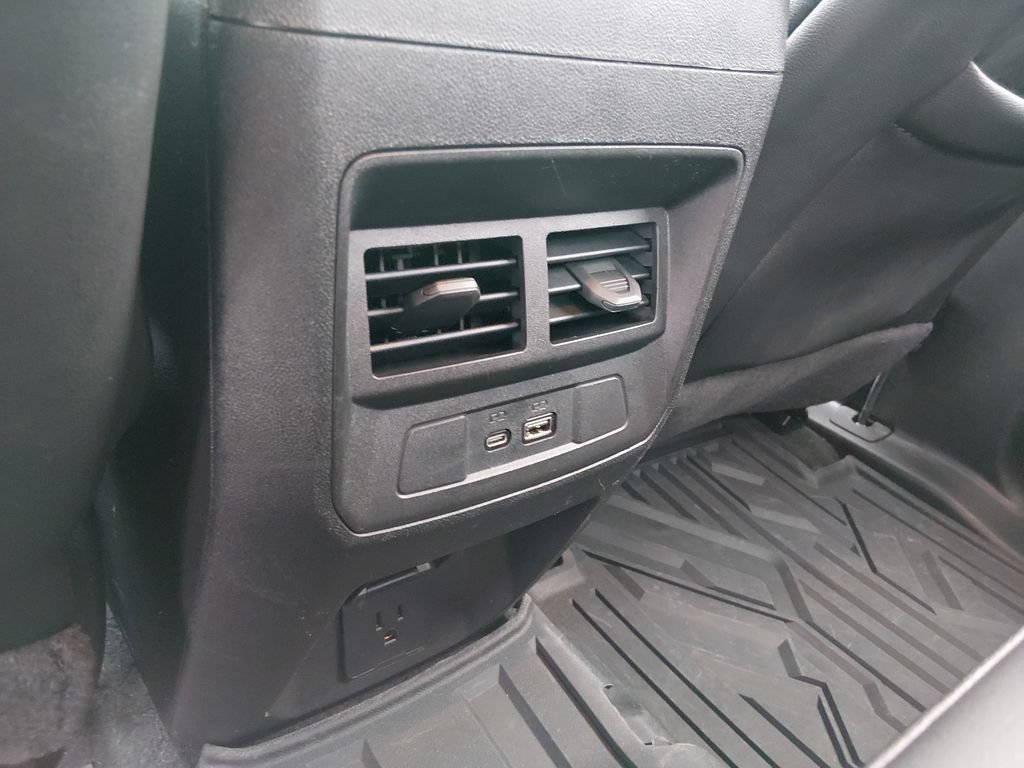 Used 2024 Chevrolet Colorado Z71 w/ Z71 Convenience Package 2 AWD/4WD image 13