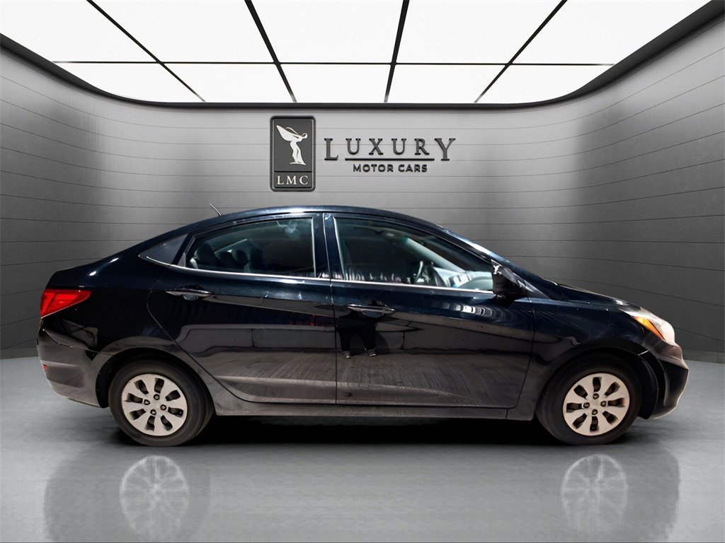 Used 2017 Hyundai Accent SE image 8