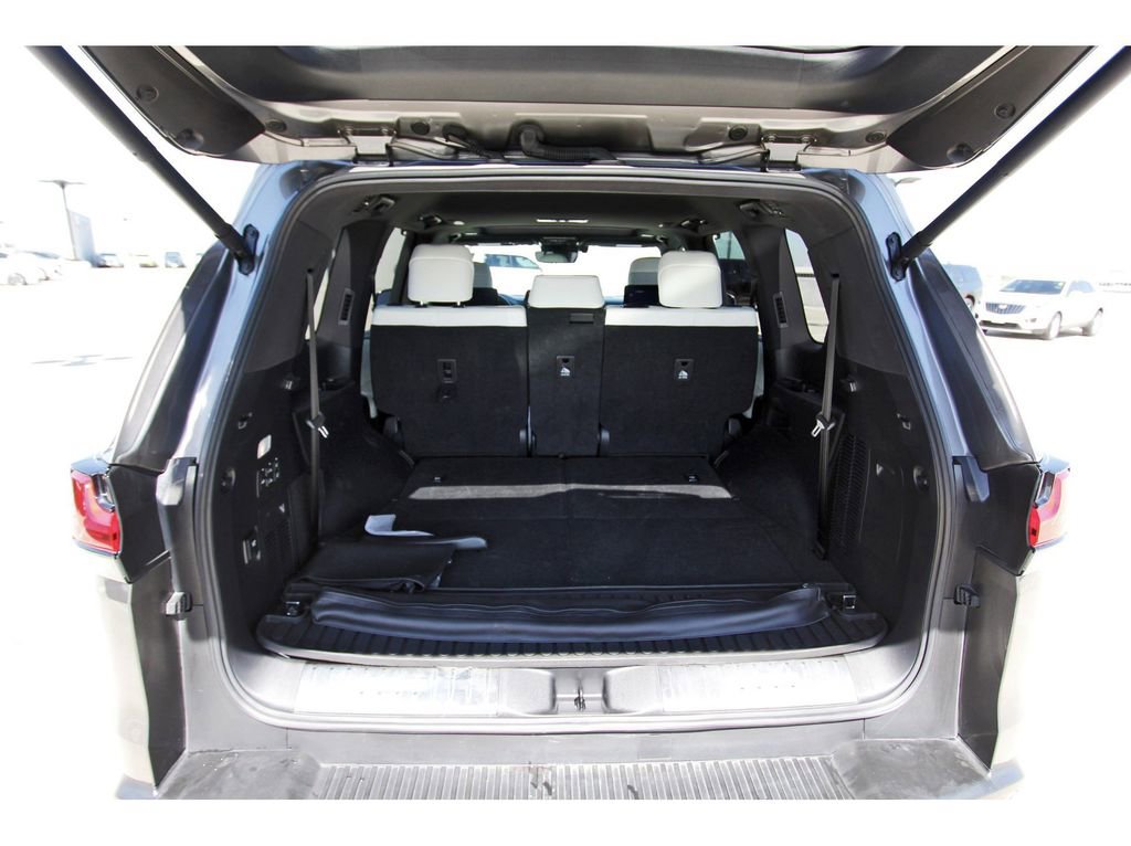 Used 2023 Lexus LX 600 4WD w/ Accessory Package (Z1) image 27
