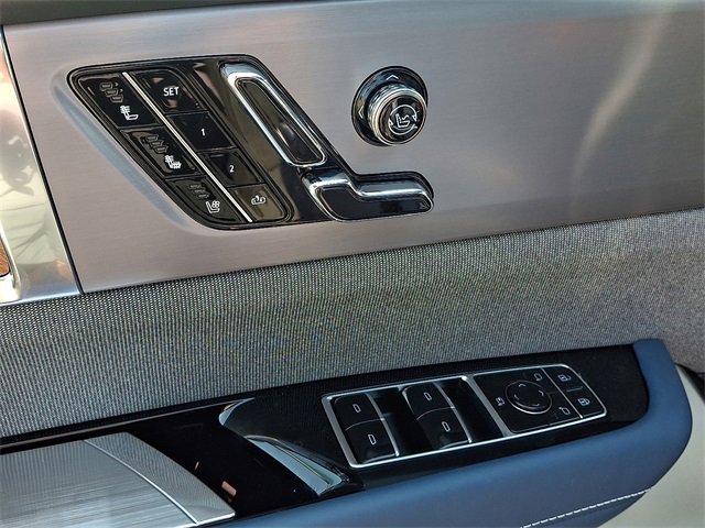 New 2026 Cadillac Vistiq Premium Luxury w/ LPO, Floor Liner Package image 18