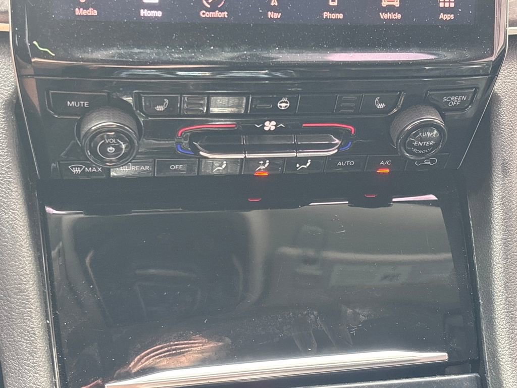 Used 2021 Jeep Grand Cherokee L Limited w/ MOPAR Finishing Package image 12