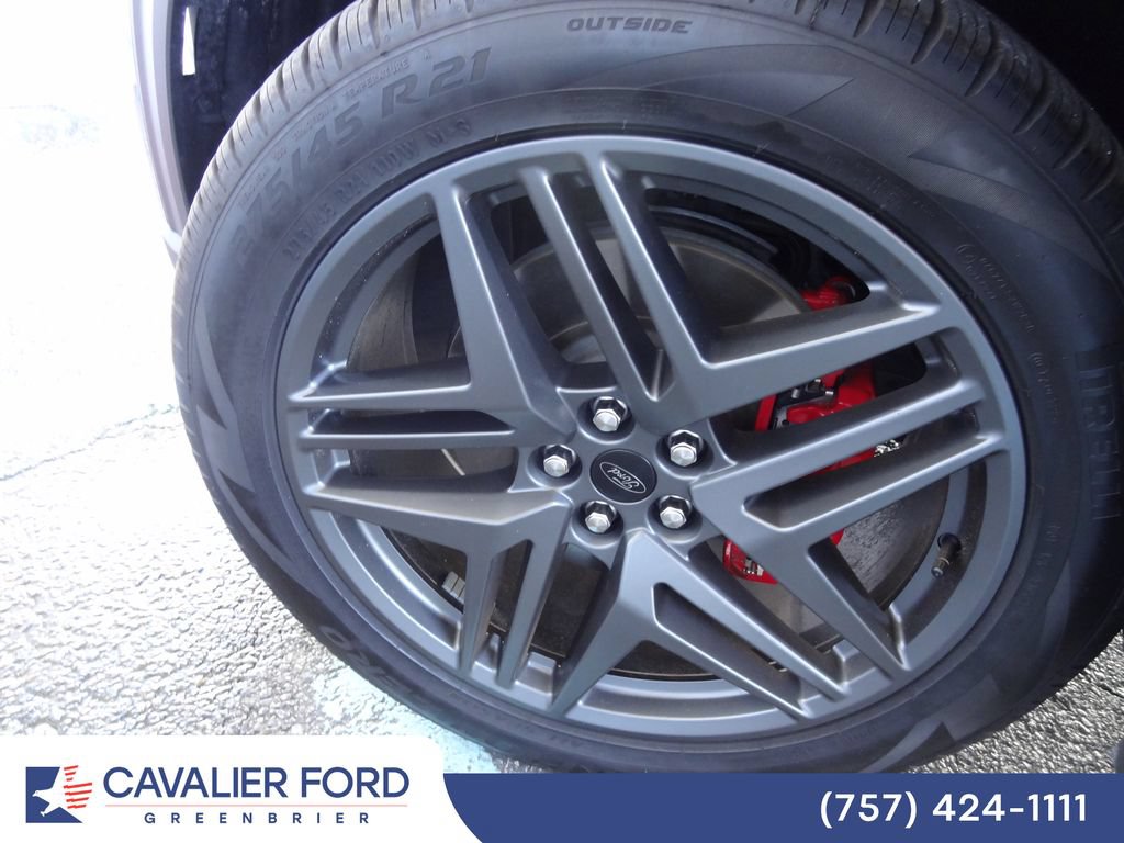 Used 2026 Ford Explorer ST-Line w/ ST-Line Street Pack AWD/4WD image 42