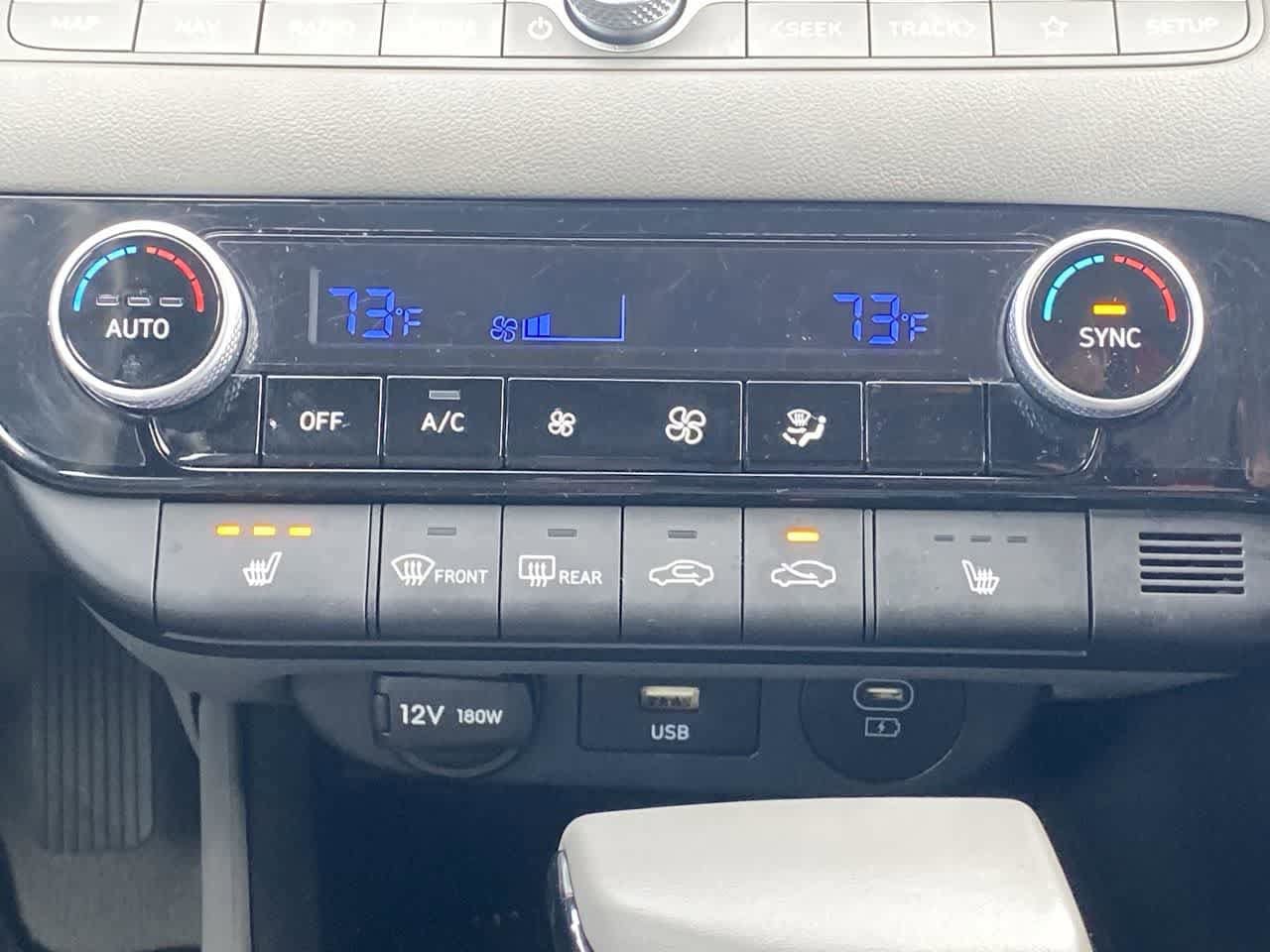 Used 2025 Hyundai Elantra SEL FWD image 18