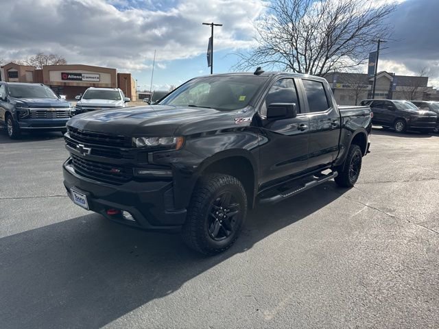 Used 2020 Chevrolet Silverado 1500 LT Trail Boss w/ Convenience Package image 3