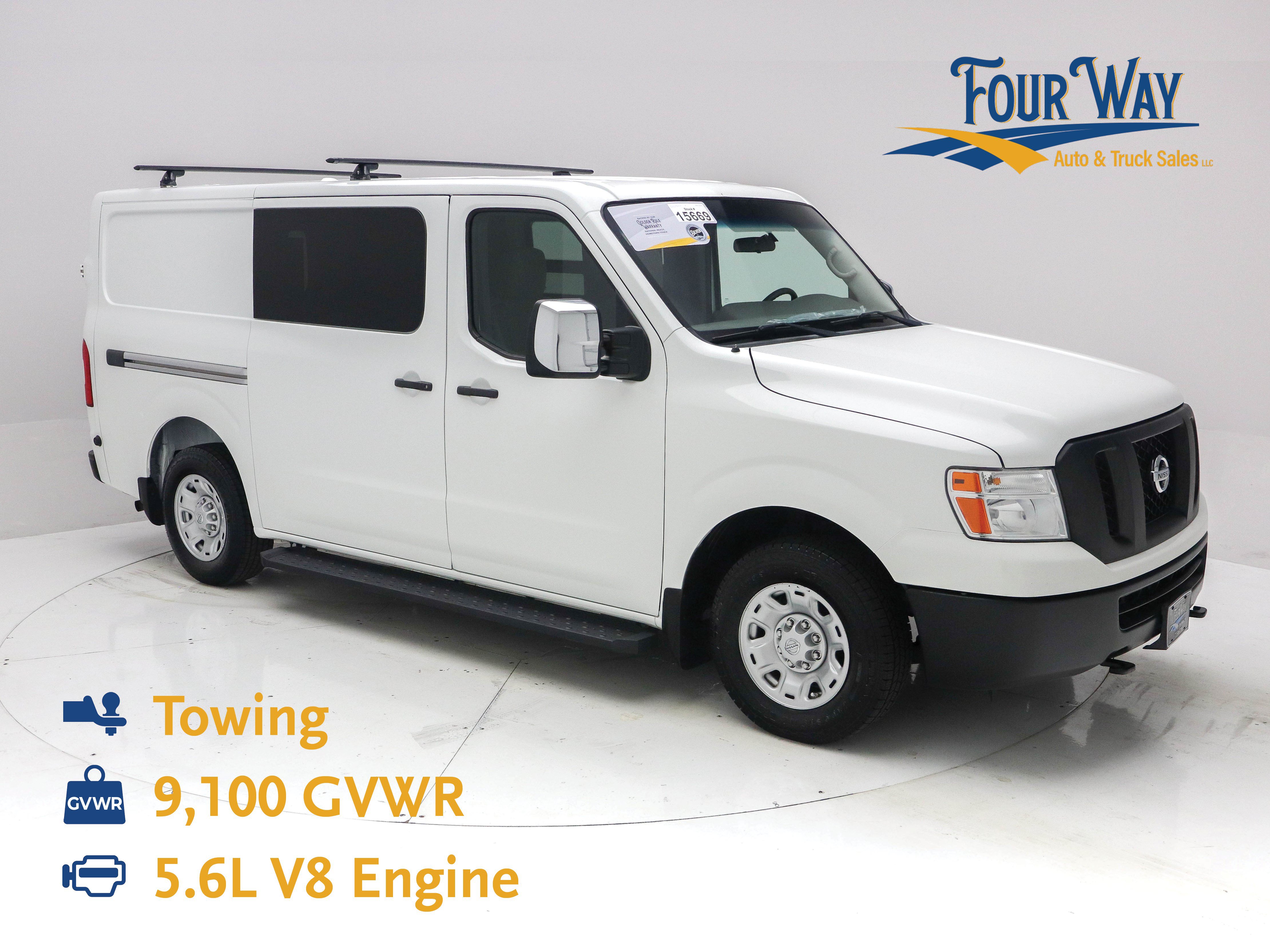 Used 2018 Nissan NV 2500 SV RWD image 1