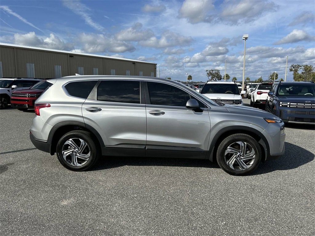 Certified 2022 Hyundai Santa Fe SE image 9