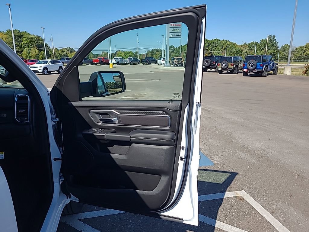 New 2026 RAM 1500 Big Horn AWD/4WD image 23