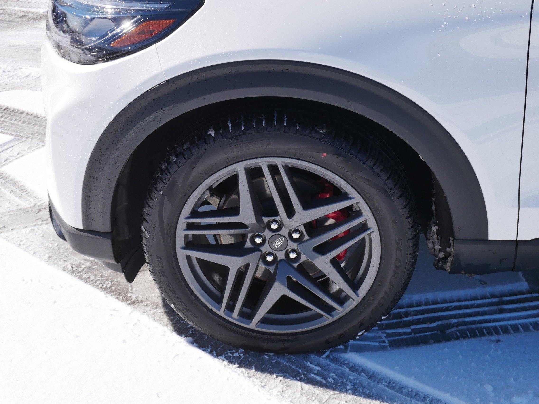 Used 2026 Ford Explorer ST w/ Sun And Sound Package image 9