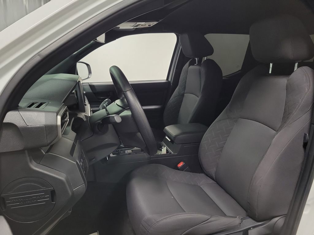 Used 2025 Toyota Tacoma SR image 13