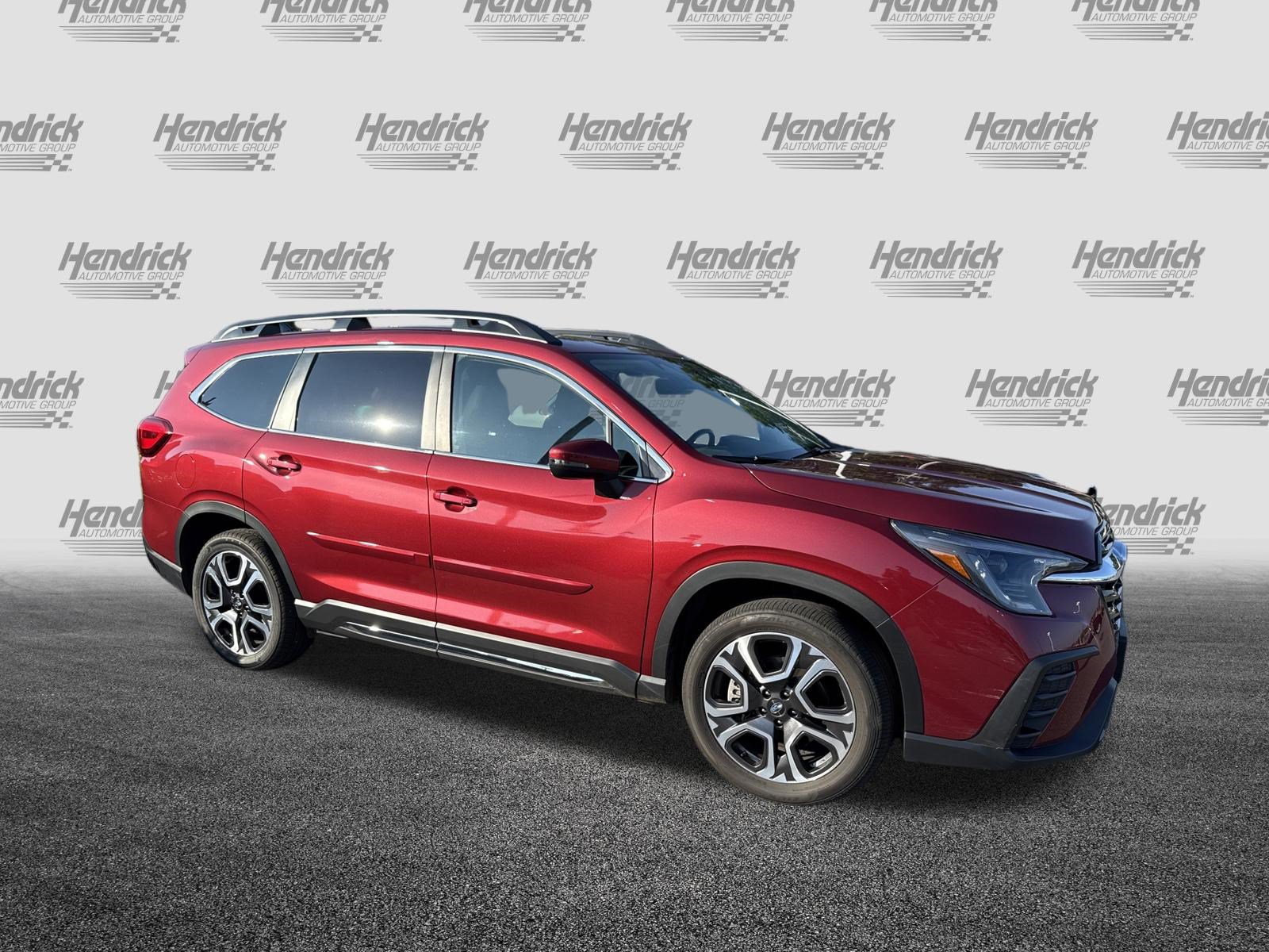 Used 2023 Subaru Ascent Limited AWD/4WD image 2