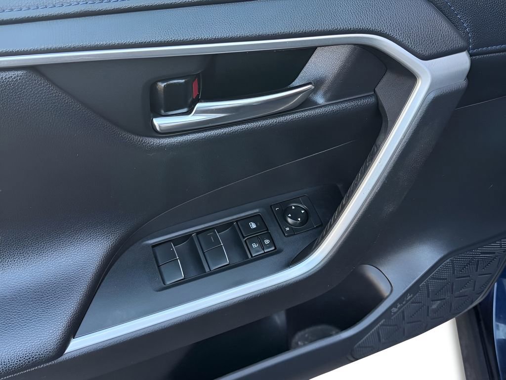 Used 2021 Toyota RAV4 XSE w/ XSE Grade Weather Package image 22