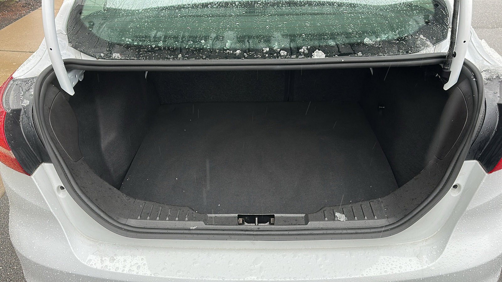 Used 2018 Ford Focus SE image 6