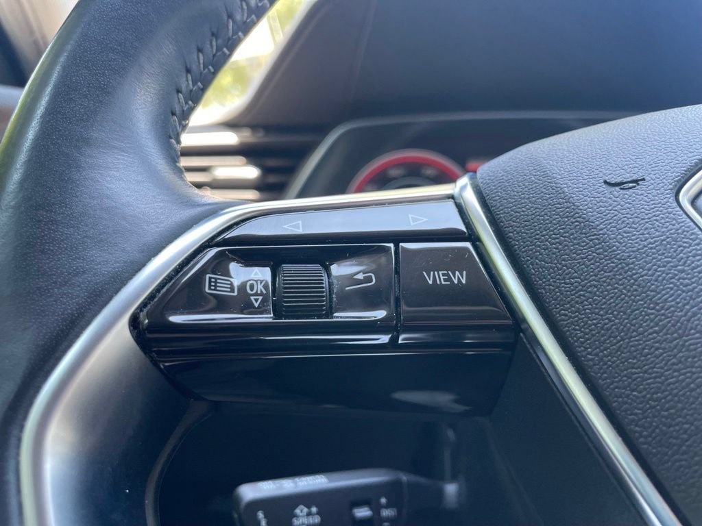 Used 2019 Audi e-tron Prestige w/ Prestige Package AWD/4WD image 12