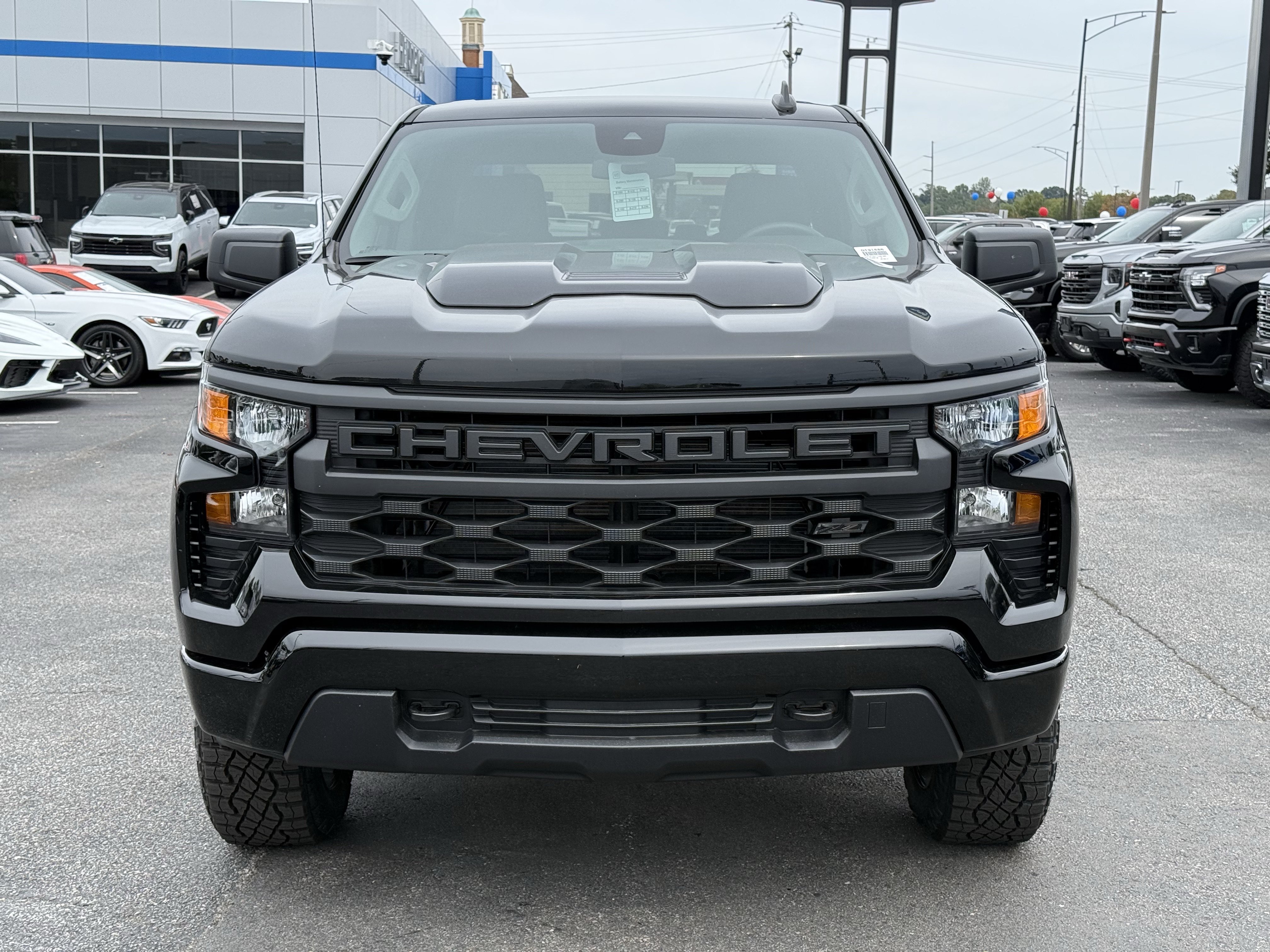New 2026 Chevrolet Silverado 1500 Custom Trail Boss w/ Dark Appearance Package AWD/4WD image 3