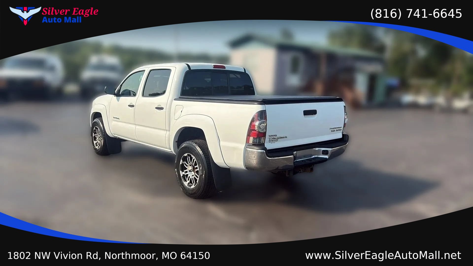 Used 2010 Toyota Tacoma PreRunner RWD image 3