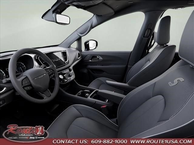 New 2027 Chrysler Pacifica Limited AWD/4WD image 23