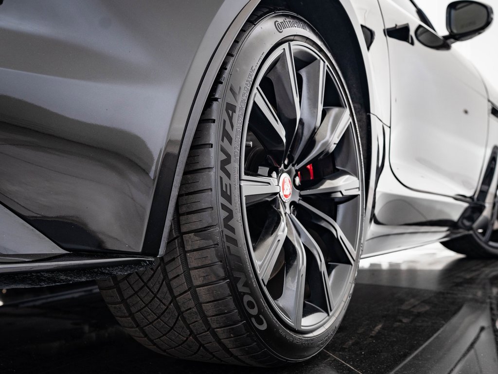 Used 2023 Jaguar F-TYPE R image 37