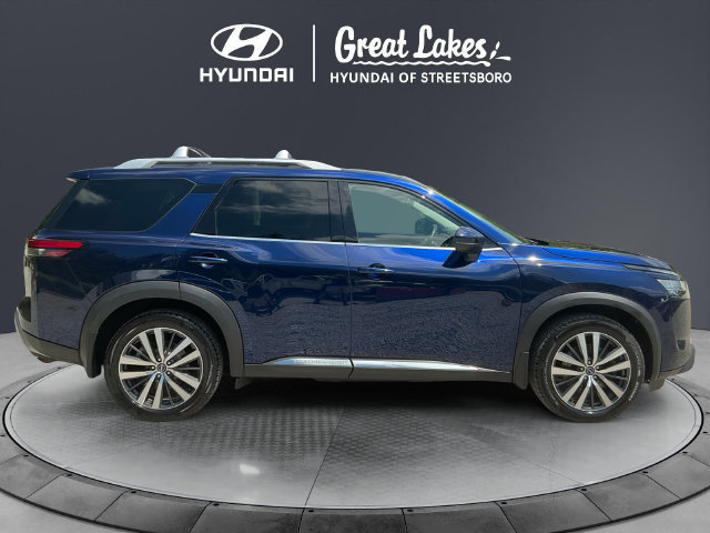 Used 2022 Nissan Pathfinder Platinum w/ Cargo Package AWD/4WD image 7