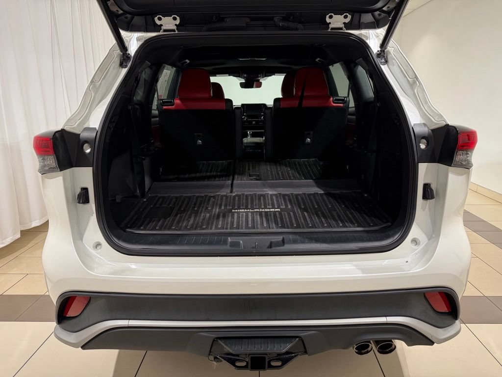 Certified 2021 Toyota Highlander XSE AWD/4WD image 23