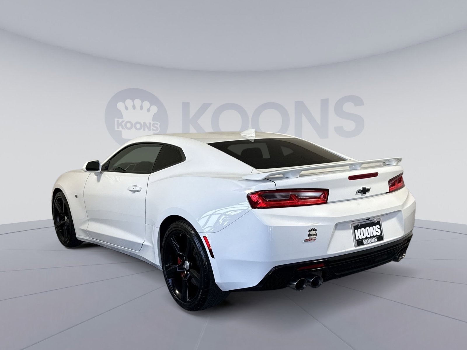 Used 2017 Chevrolet Camaro SS image 4