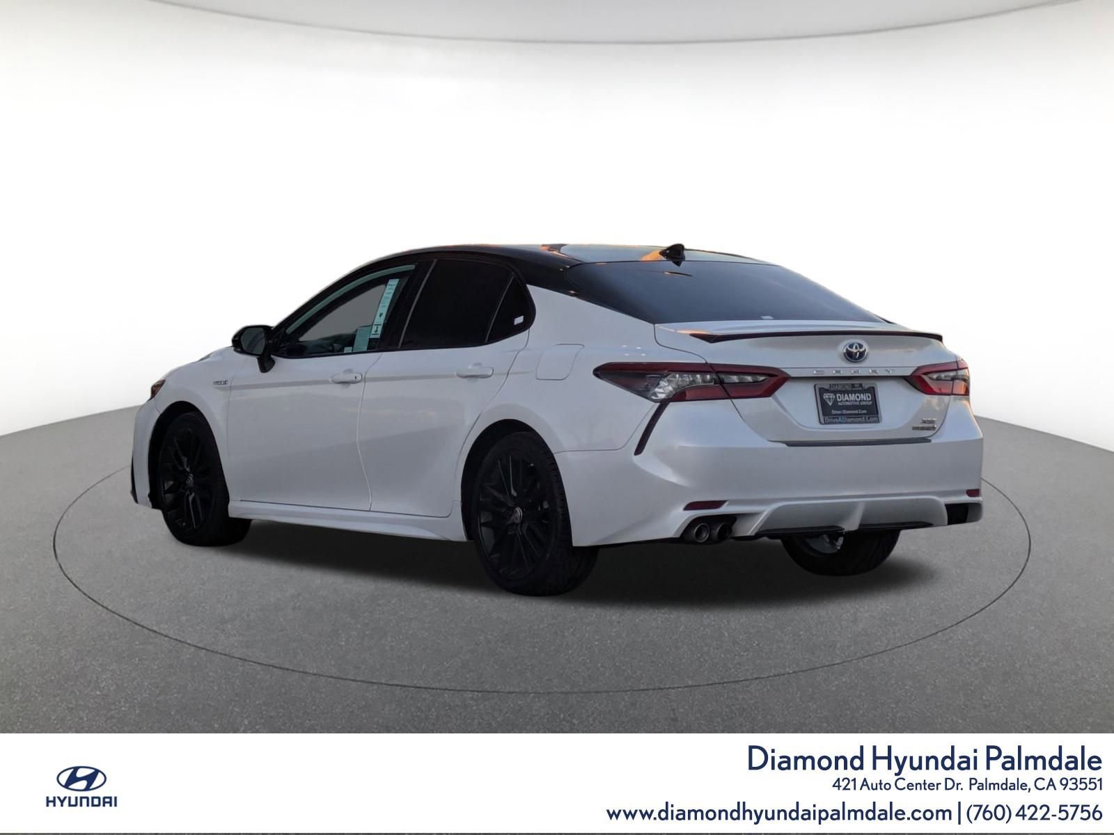 Used 2021 Toyota Camry XSE FWD image 5