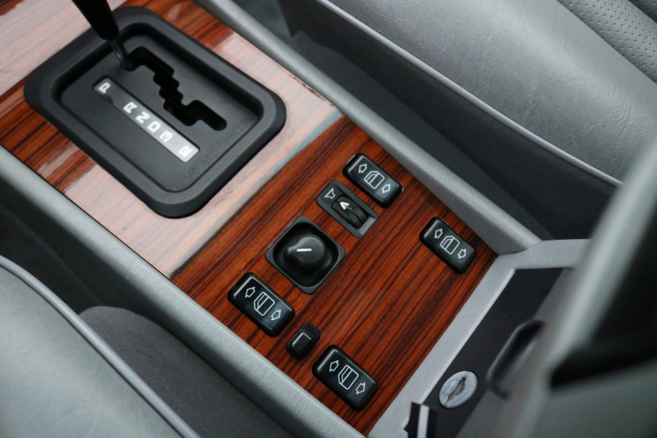 Used 1993 Mercedes-Benz 300 E 2.8 image 30