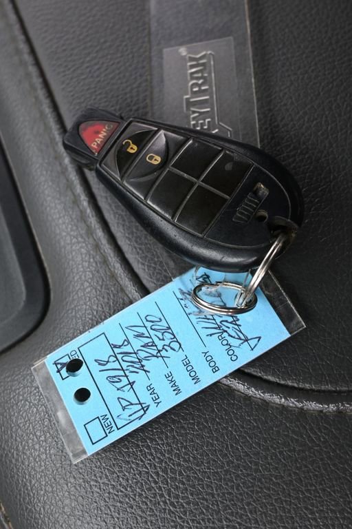 Used 2018 RAM 3500 Tradesman w/ Chrome Appearance Group image 25