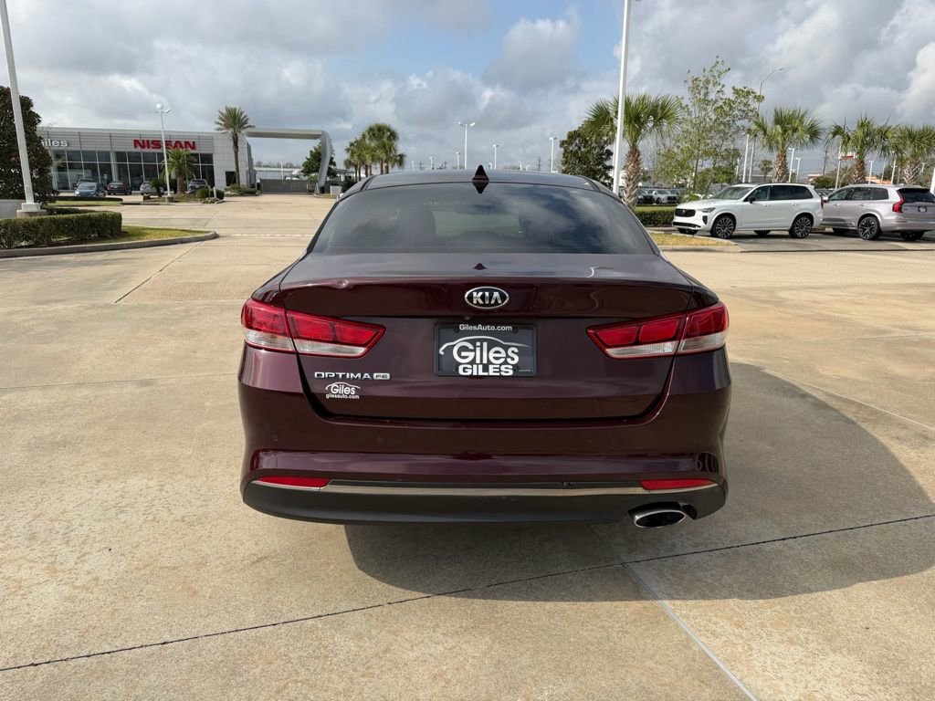 Used 2017 Kia Optima LX w/ Convenience Plus Package image 4