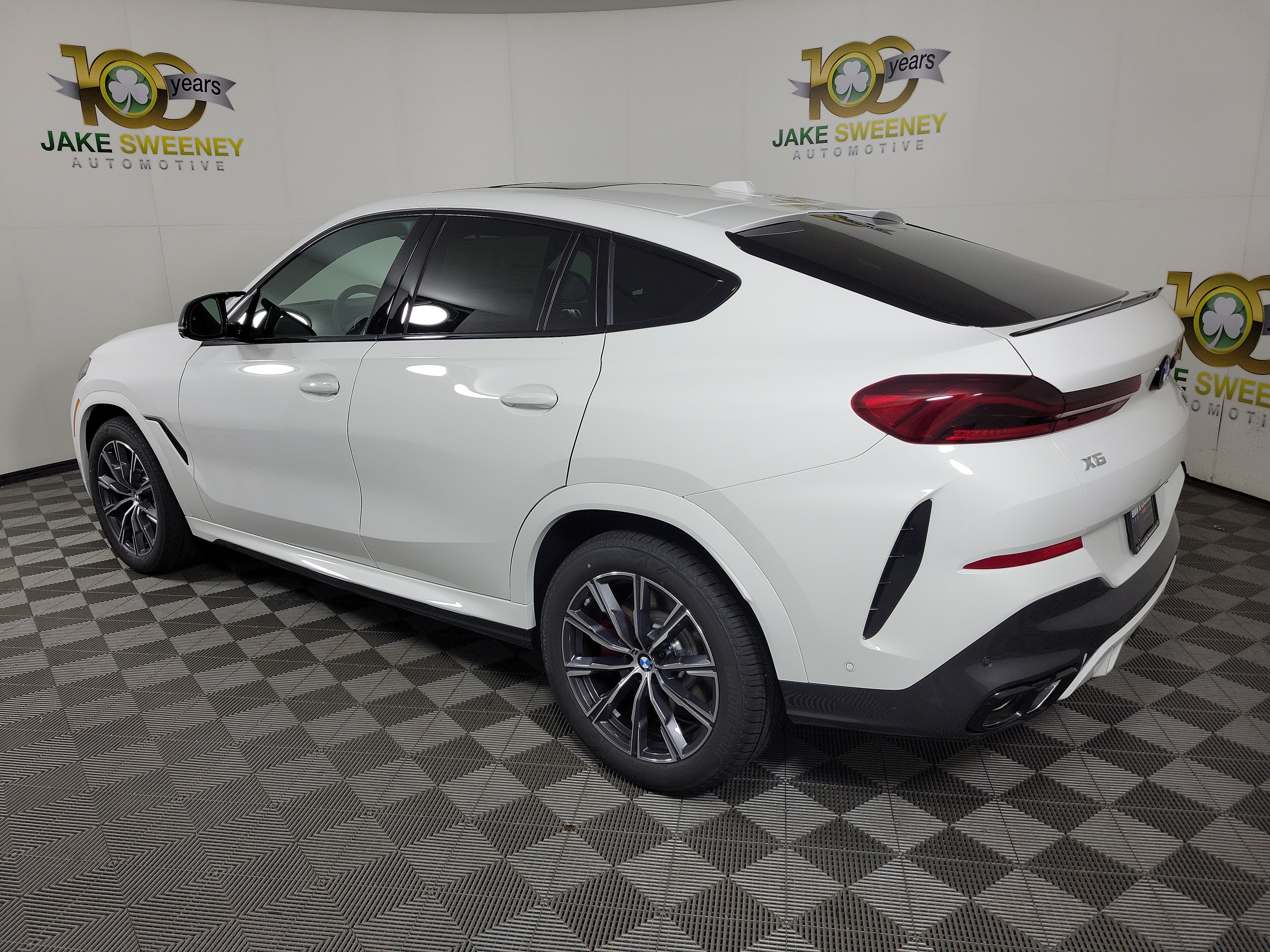 New 2027 BMW X6 M60i AWD/4WD image 5