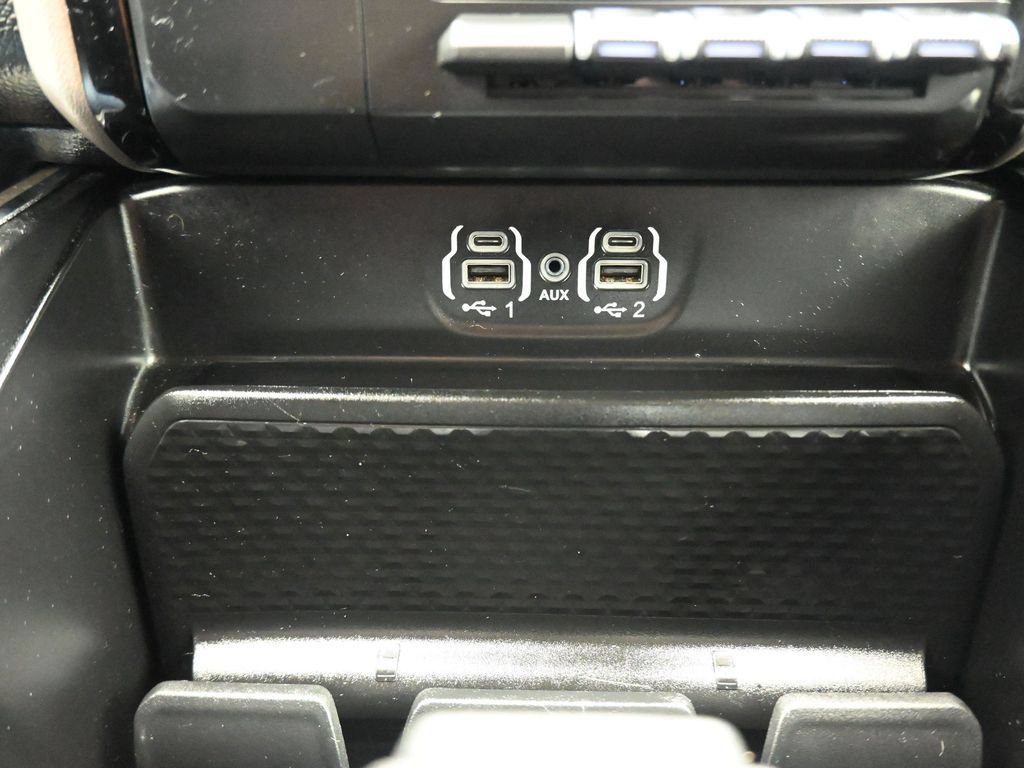 Used 2020 RAM 1500 Laramie AWD/4WD image 22