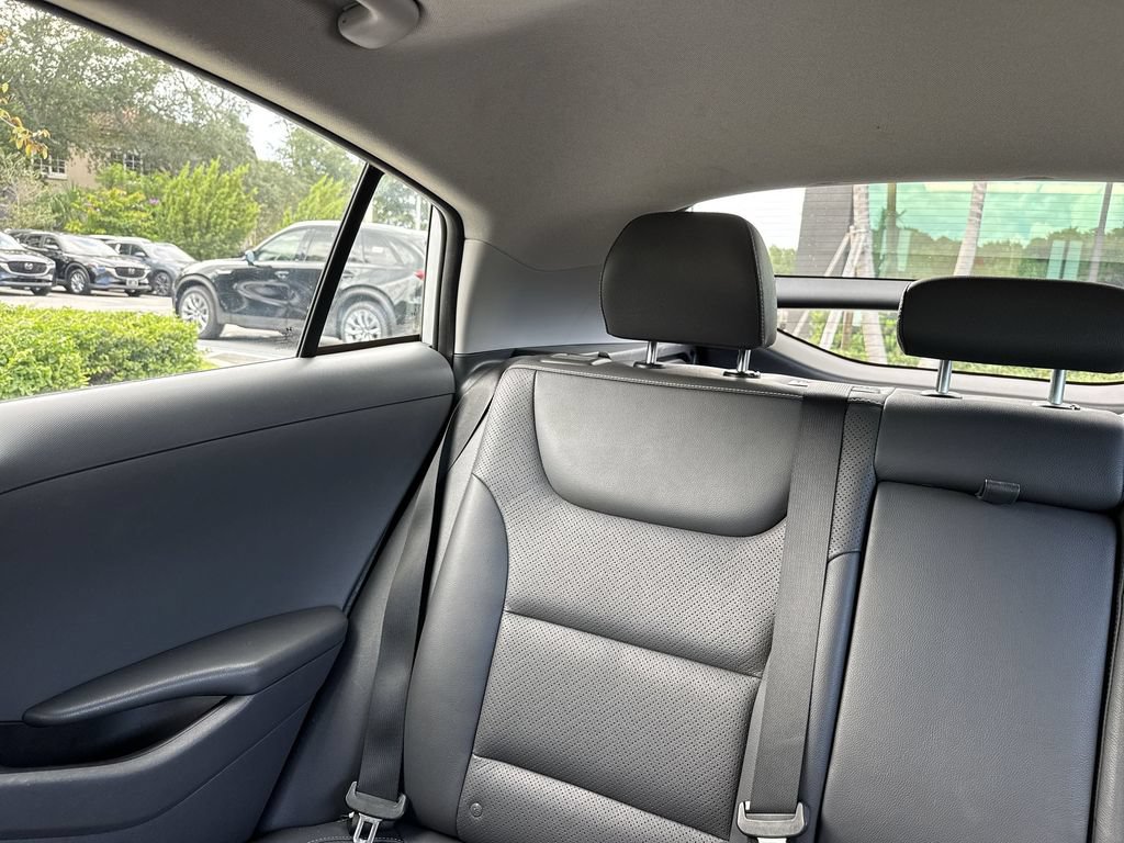 Used 2019 Hyundai Ioniq Limited FWD image 17