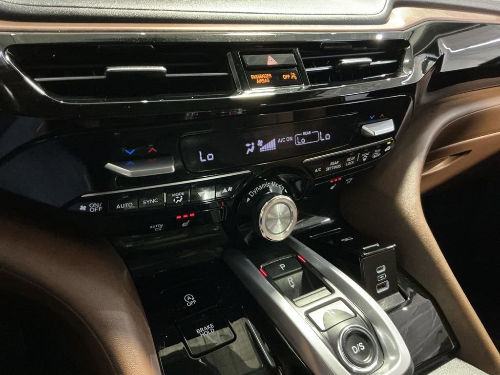 Used 2024 Acura MDX SH-AWD w/ Technology Package image 22