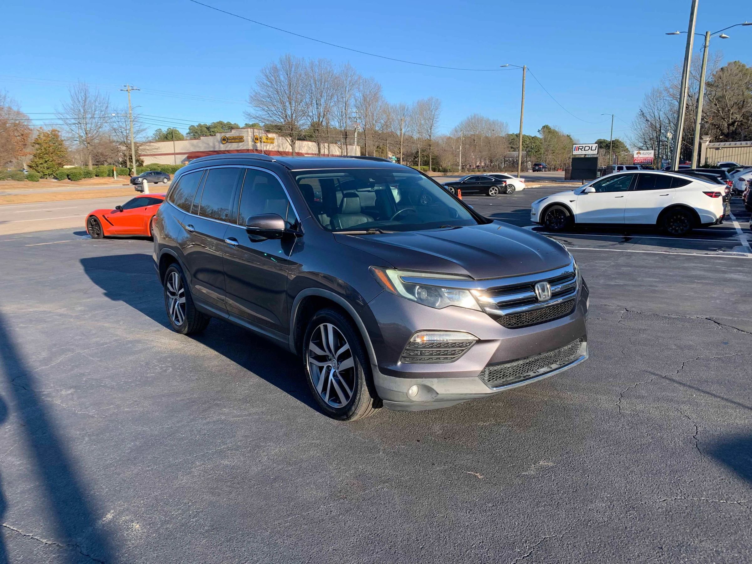 Used 2016 Honda Pilot Touring image 16
