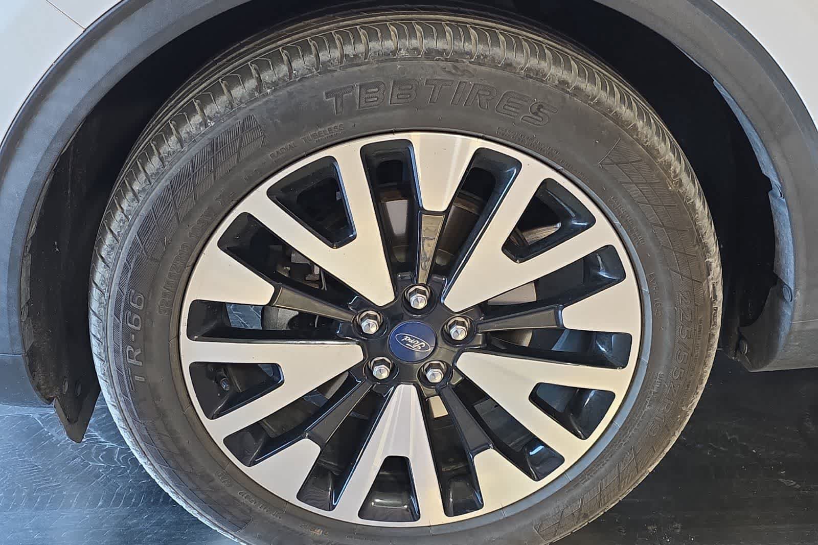 Used 2020 Ford Escape SE Sport AWD/4WD image 12
