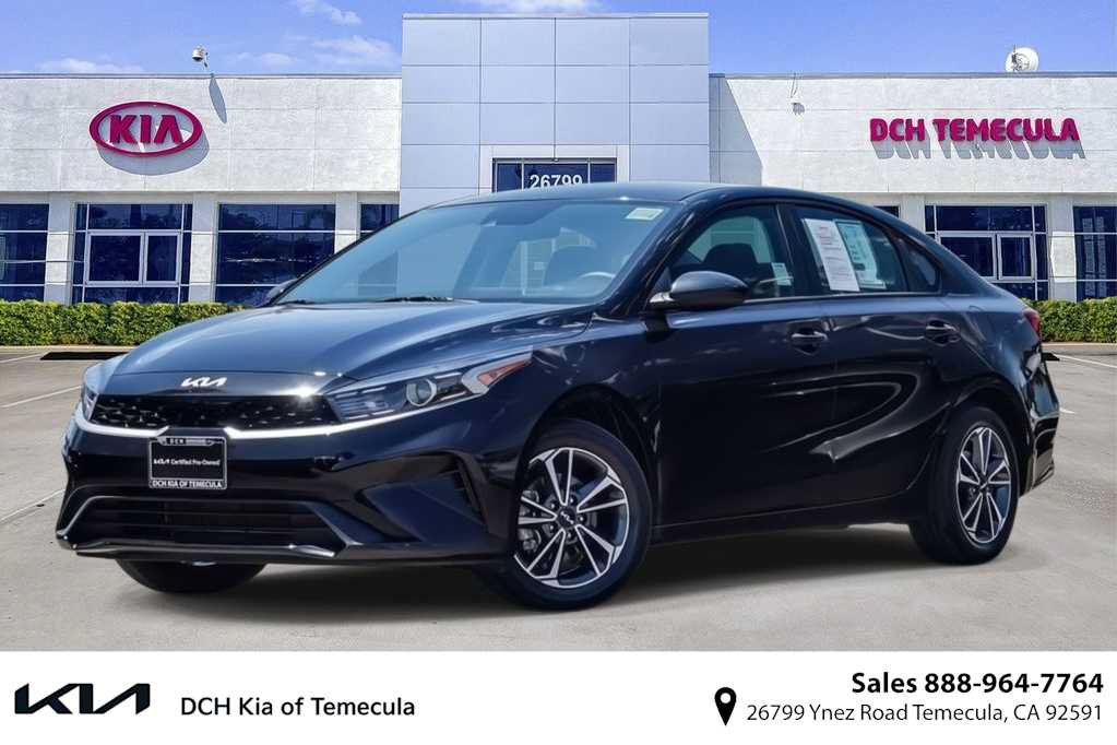 Certified 2023 Kia Forte LXS FWD image 1