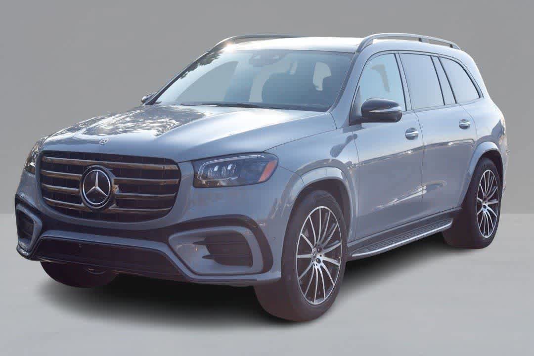 New 2026 Mercedes-Benz GLS 580 4MATIC