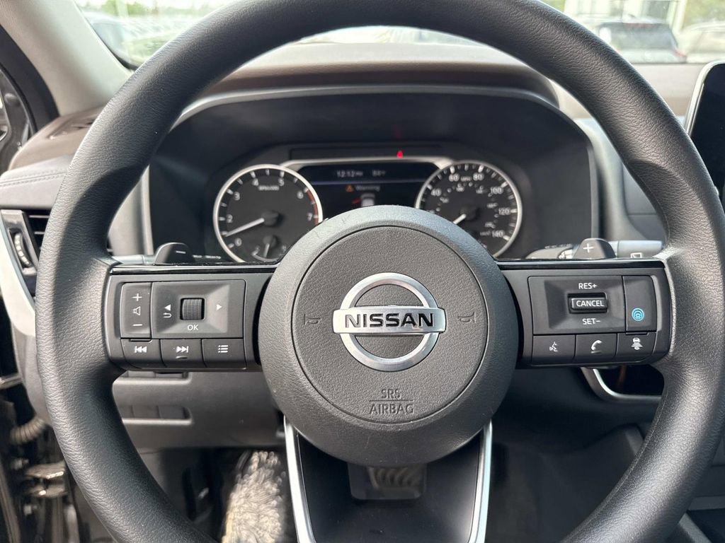 Certified 2021 Nissan Rogue SV image 28