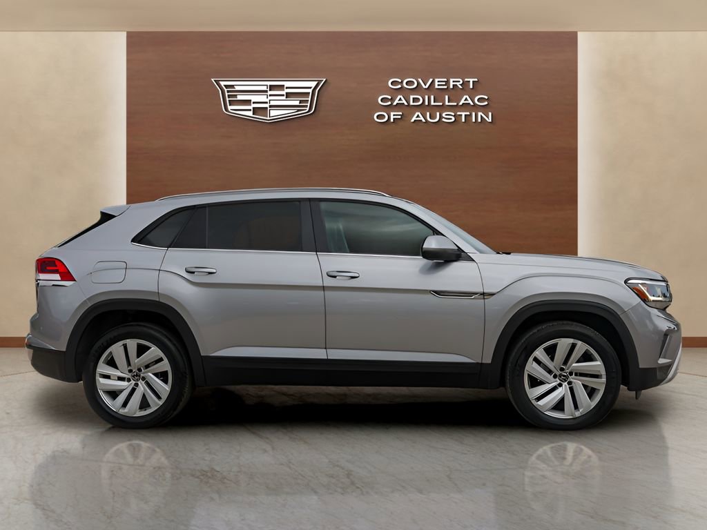 Used 2020 Volkswagen Atlas Cross Sport SE w/ Towing Package FWD image 6
