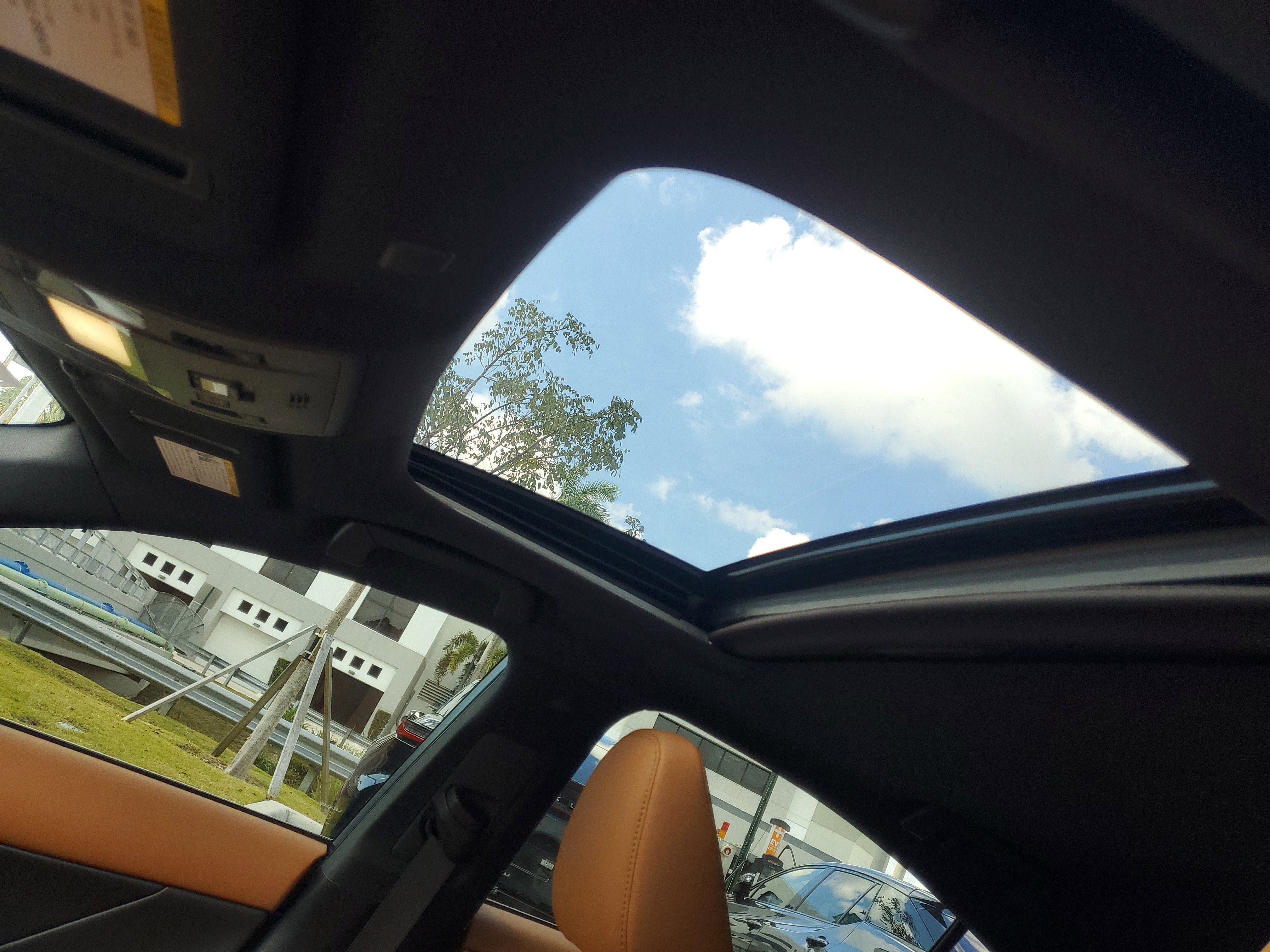 Used 2024 Lexus IS 300 w/ Comfort Package RWD image 17